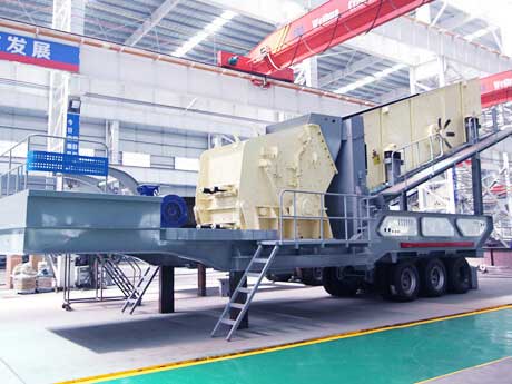 移動混凝土破碎機(jī) 移動混凝土破碎機(jī)