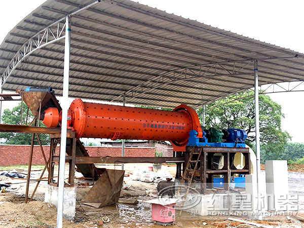 鋁粉生產(chǎn)現(xiàn)場(chǎng)