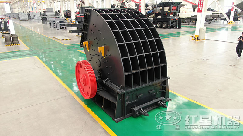 錘式破碎機(jī)，一小時(shí)60-3000噸