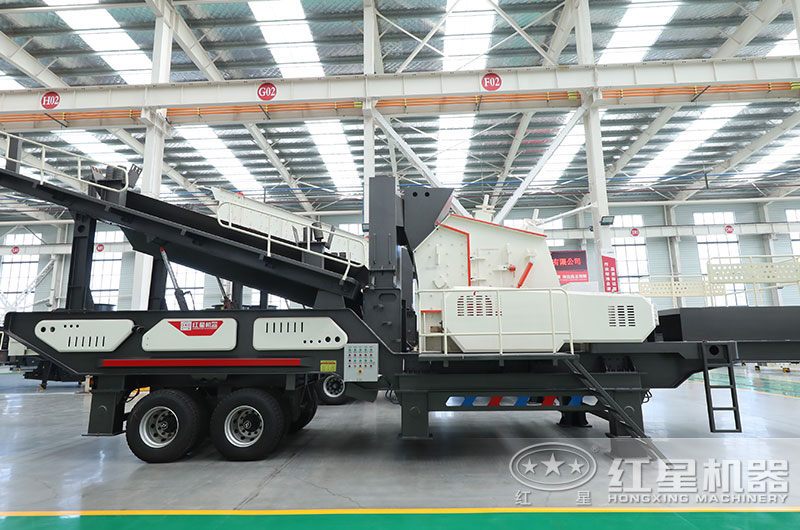 移動(dòng)反擊式碎石機(jī)圖片 移動(dòng)反擊式碎石機(jī)圖片