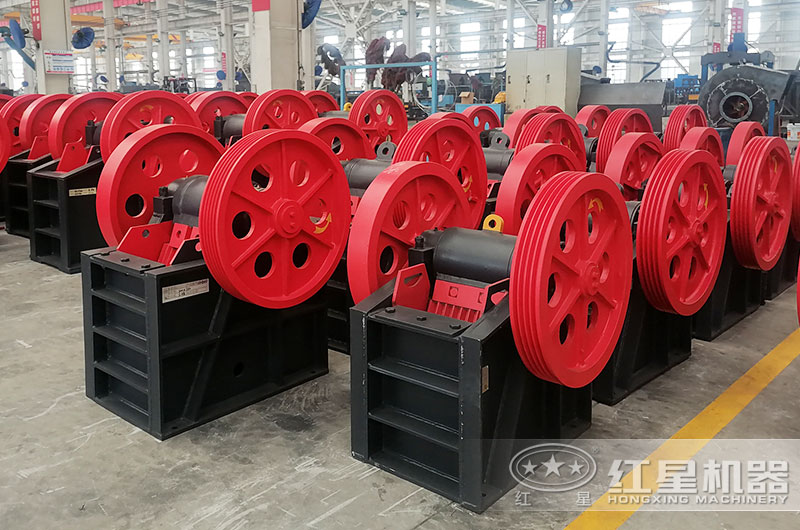 150×750細顎破碎機圖片 150×750細顎破碎機圖片