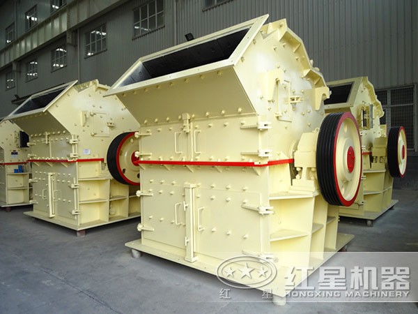 礦用細(xì)碎機(jī)大圖 礦用細(xì)碎機(jī)大圖