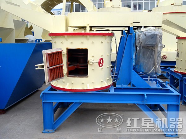 復(fù)合式破碎機細節(jié)展示