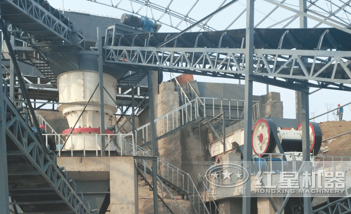 單缸圓錐破碎機施工現(xiàn)場