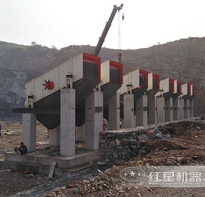 振動篩石子機(jī)安裝完工