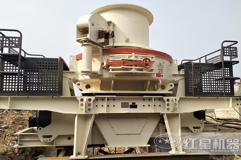 HVI立軸式?jīng)_擊細(xì)碎機(jī)安裝現(xiàn)場 HVI立軸式?jīng)_擊細(xì)碎機(jī)安裝現(xiàn)場