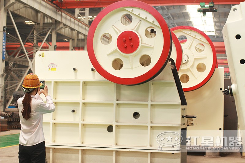 鵝卵石顎式破碎機 鵝卵石顎式破碎機