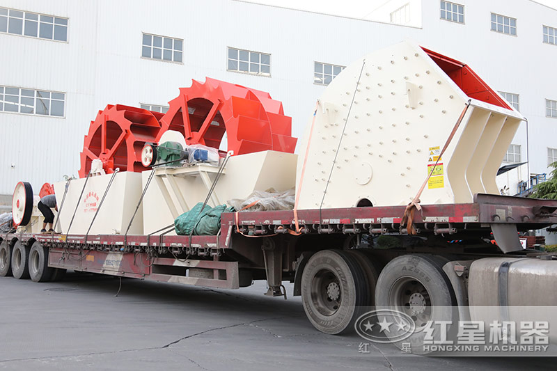 顎式破碎機(jī)、重錘式破碎機(jī)發(fā)貨圖