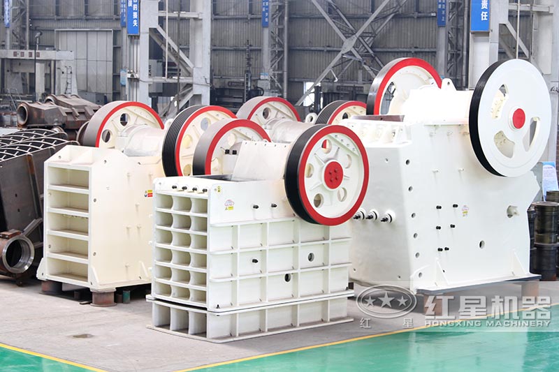 顎式破碎機(jī)型號(hào)多樣，現(xiàn)貨