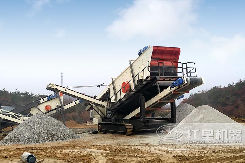 移動顎式破碎機(jī)現(xiàn)場 移動顎式破碎機(jī)現(xiàn)場