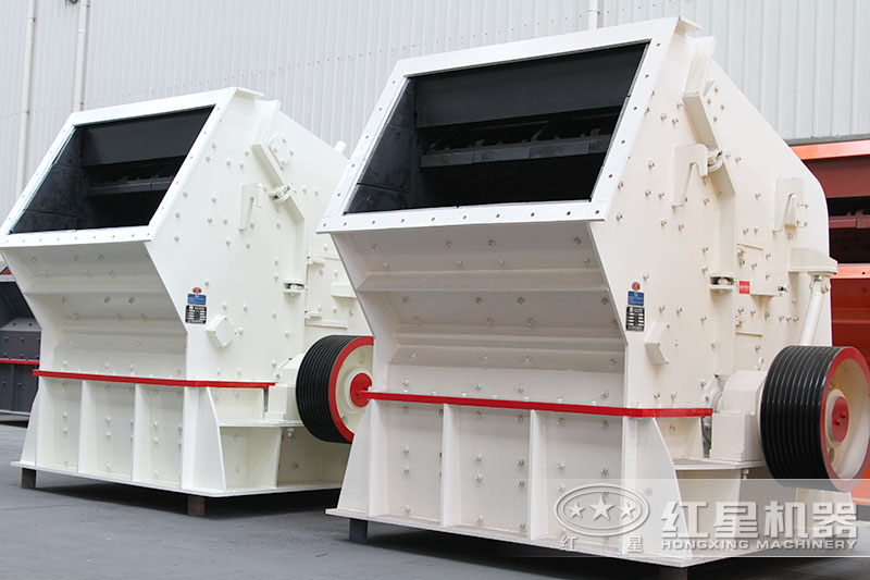 反擊破粒型好，適合對成品規(guī)格要求較高的砂石廠