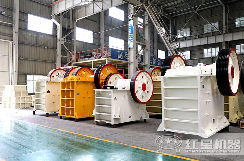 頭破碎石機(jī)車間，可隨時(shí)參觀