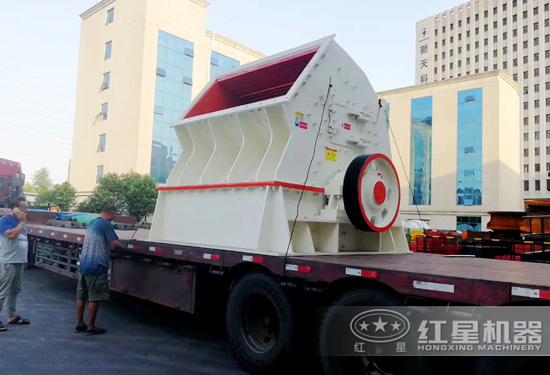 小型錘破型號(hào)齊全，工廠(chǎng)現(xiàn)貨直發(fā)