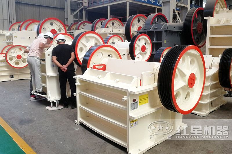 1060破碎機價格多少，不如到廠家看一看