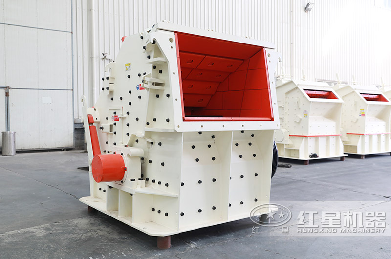 反擊式破碎機(jī)沖擊力大，石粉少